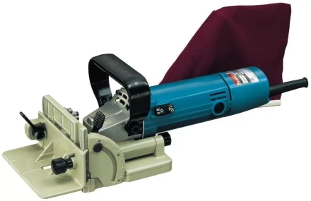 Фрезер Makita 3901 купить в Губкинске