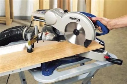 Пила торцовая Metabo KGS 255 PLUS купить в Губкинске