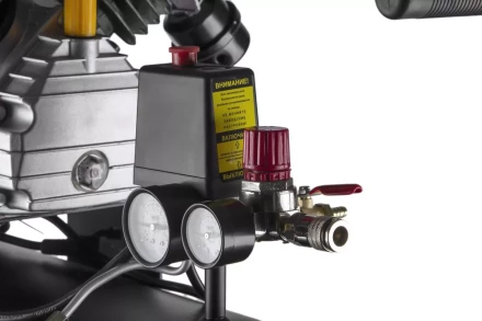 Поршневой масляный компрессор WESTER WK2200/100PRO купить в Губкинске