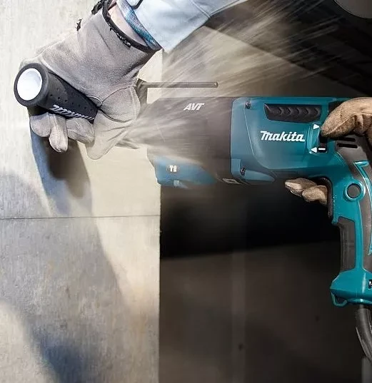 Перфоратор  MAKITA HR 2631FT купить в Губкинске