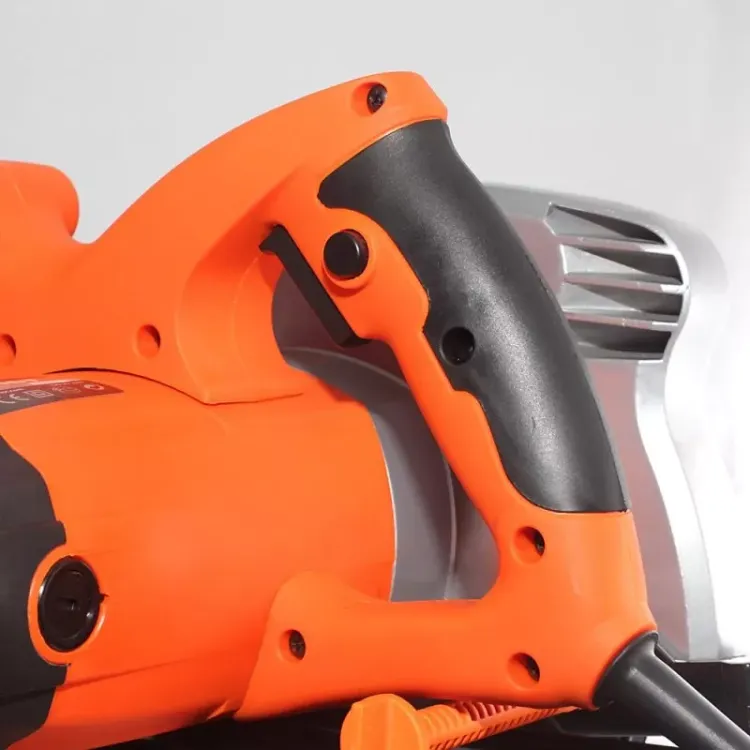 Пила циркулярная PATRIOT CS 210 купить в Губкинске