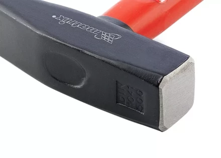 Молоток слесарный 800 г фибергласовая обрезиненная рукоятка MTX 103509 купить в Губкинске