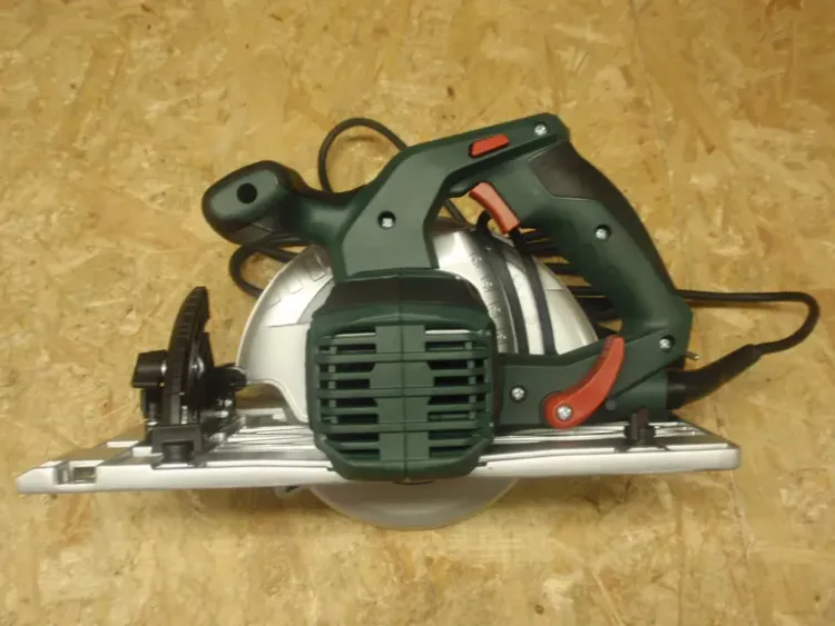 Пила циркулярная Metabo KS 55 FS купить в Губкинске
