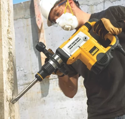 Молоток отбойный D 25831 К DeWalt купить в Губкинске