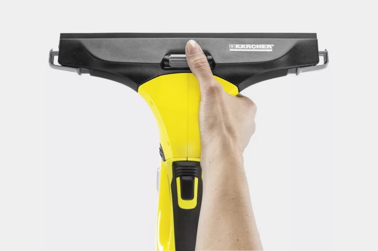 Стеклоочиститель KARCHER WV 5 Premium купить в Губкинске