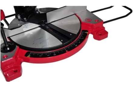 Пила торцовочная ELITECH ПТ 1221 (E2007.003.00) купить в Губкинске