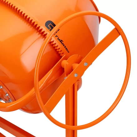 Бетоносмеситель Сибртех БСН-180 95513, мощность 700 Вт купить в Губкинске