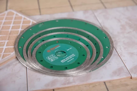 Круг алмазный HAMMER Ф125х22мм по керамике (206-107 DB CN) купить в Губкинске