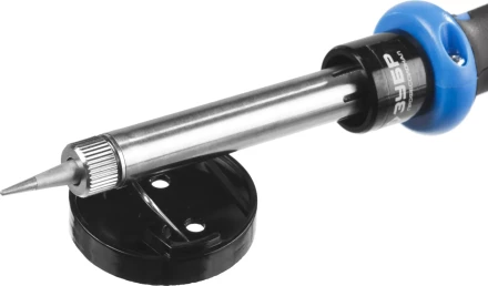 Паяльник ЗУБР &quot;ПРОФЕССИОНАЛ&quot; с двухкомпонентной рукояткой и защитным колпачком в наборе с припоем и подставкой, 60Вт, конус 55402-60_z01 купить в Губкинске