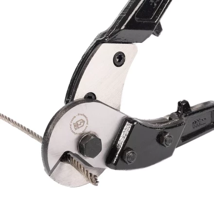 Тросорез ручной КВТ ТР-14м для резки стальных тросов до 14 мм (101991) купить в Губкинске