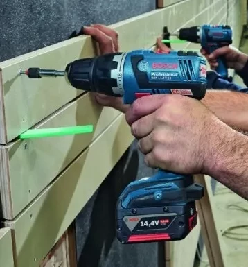 Дрель-шуруповерт аккумуляторная BOSCH GSB 14.4 V-EC ударная купить в Губкинске