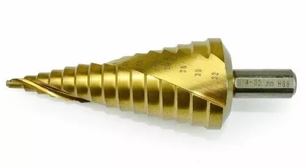 Сверло ступенчатое HSS TiN с спиральным желобком, 4-32x102, 6 мм (Makita D-40191) купить в Губкинске