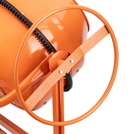 Бетоносмеситель Сибртех БСН-180П 95518, мощность 700 Вт, полиамидный венец купить в Губкинске