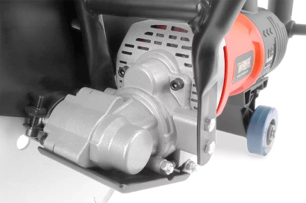 Электрический бетонорез MESSER 6831  3500Вт  305мм купить в Губкинске