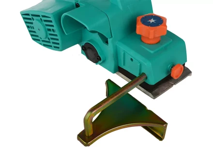 Электрический рубанок P-1070 STURM купить в Губкинске