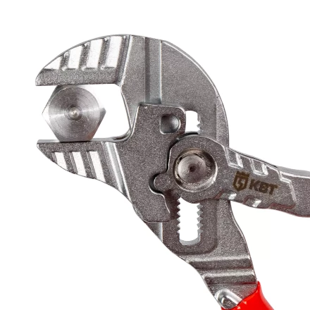 Клещи переставные — гаечный ключ КВТ 180 мм с кнопочной самофиксацией (82147) купить в Губкинске
