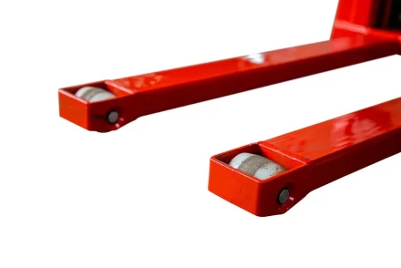 Штабелер гидравлический 2,0 т 3,0 м TOR CTY-EH с раздвижными вилами 1005765 купить в Губкинске