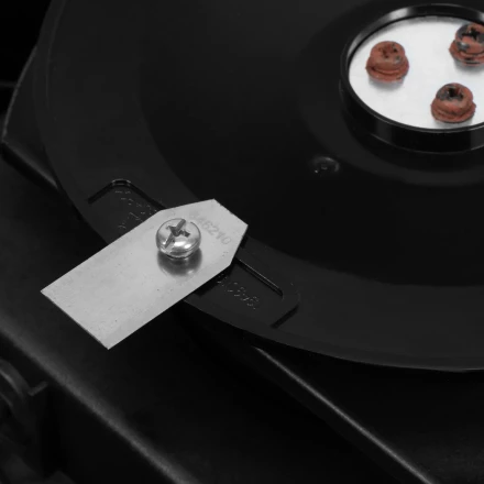 Робот-газонокосилка Grass Master 1000, ультразвуковой датчик, 3 Ач, LCD дисплей, Wi-Fi // Denzel купить в Губкинске