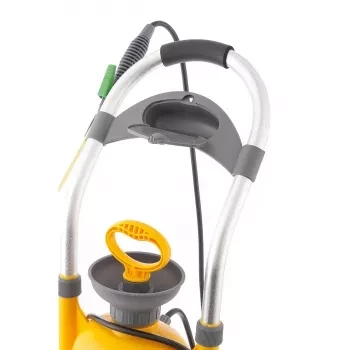 Опрыскиватель на колесах 16 л с насосом шлангом разбрызгиватель PALISAD LUXE 64787 купить в Губкинске