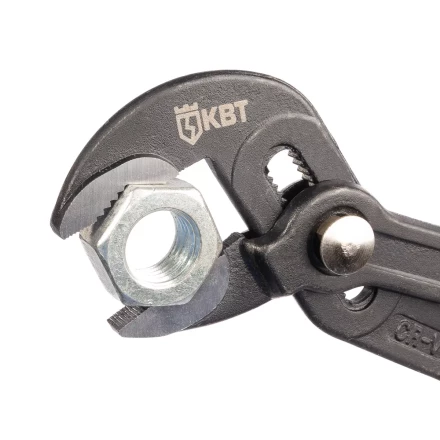 Клещи переставные КВТ с кнопочной самофиксацией 180 мм (85282) купить в Губкинске