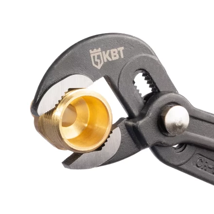 Клещи переставные КВТ с кнопочной самофиксацией 180 мм (85282) купить в Губкинске