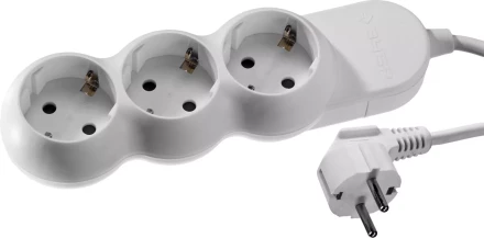 Удлинитель ЗУБР &quot;ПРОФЕССИОНАЛ&quot; на катушке, ПВС 3х1,5кв мм, 4 гнезда, макс мощн 3500Вт, 50м 55082-50 купить в Губкинске