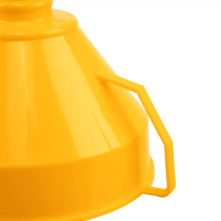 Воронка пластиковая 160 мм с металлическим ситом и гибким наконечником Denzel 537206 купить в Губкинске