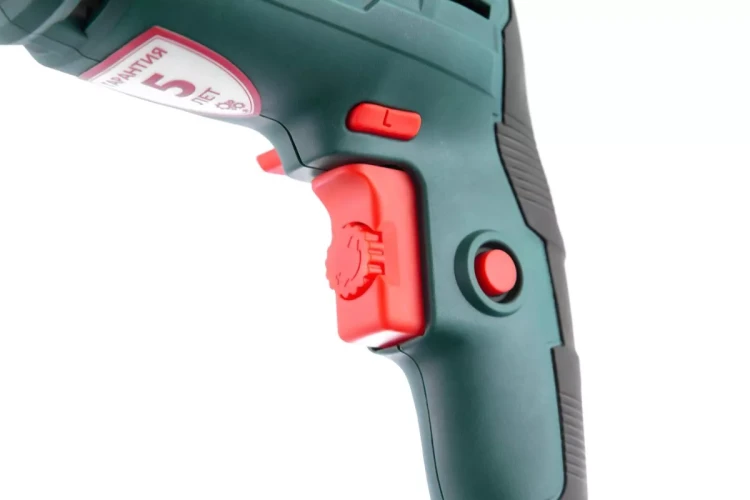 Дрель ударная HAMMER UDD710D купить в Губкинске