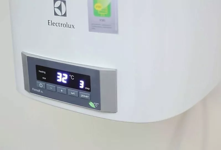 Водонагреватель ELECTROLUX EWH 100 Formax DL купить в Губкинске