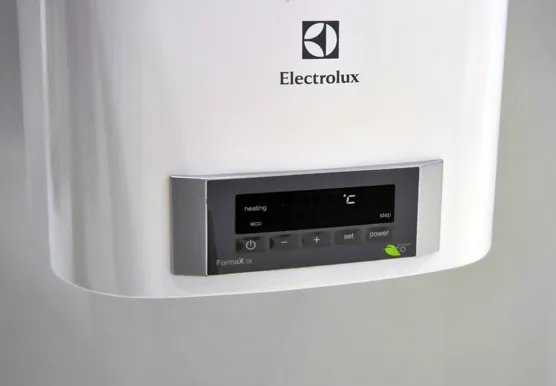 Водонагреватель ELECTROLUX EWH 100 Formax DL купить в Губкинске