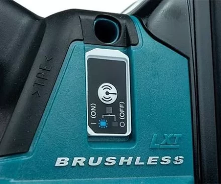 Аккумуляторный рубанок Makita DKP181ZU (без АКБ и ЗУ) купить в Губкинске