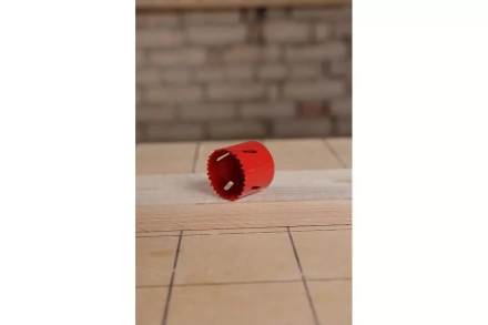 Коронка биметаллическая HAMMER Ф51х38мм 5/8" BiMETALL (224-010) купить в Губкинске