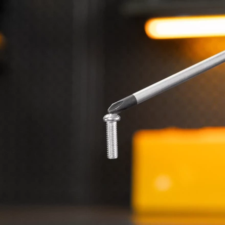 Отвертка, PH2х150 мм, S2, 3к рукоятка Denzel 121807 купить в Губкинске