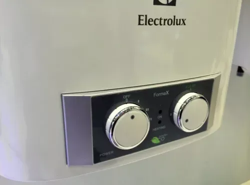 Водонагреватель ELECTROLUX EWH 50 Formax купить в Губкинске