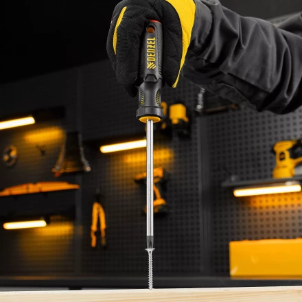 Отвертка Denzel, PH3х150 мм, S2, 3к рукоятка, 121847 купить в Губкинске