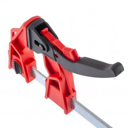 Струбцина реечная быстрозажимная усиленная пластиковый корпус рычажно-храповой механизм 150 х 100 х 306 мм штанга 5 х 22 мм Matrix 20725 купить в Губкинске