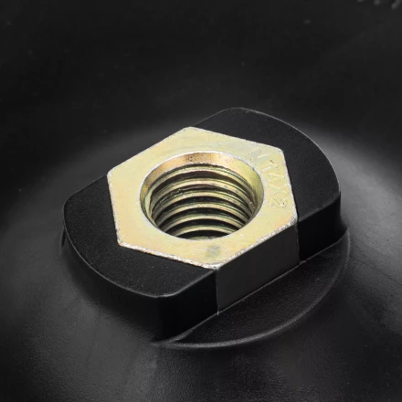 Насадка для дрели и УШМ с липучкой, 180 мм Matrix 76223 купить в Губкинске