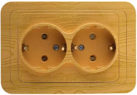 Розетка СВЕТОЗАР &quot;ГАММА&quot; с заземлением, двойная, цвет ольха, 16А/~250В SV-54107-A купить в Губкинске