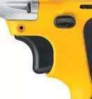 Дрель-шуруповерт аккумуляторная DeWalt DW057N купить в Губкинске