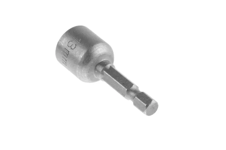 Головка торцевая HAMMER размер 13мм, S 1/4'' (229-013) купить в Губкинске
