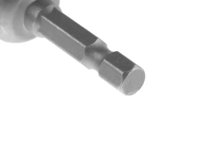 Головка торцевая HAMMER размер 13мм, S 1/4'' (229-013) купить в Губкинске