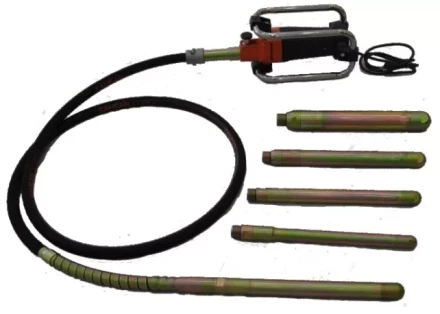 Глубинный вибратор Samsan KVM 1500 1,5 кВт купить в Губкинске