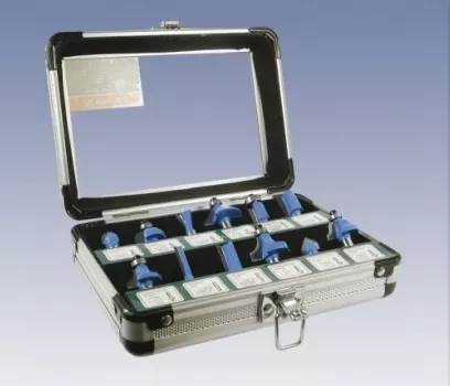 Набор фрез 12шт 012B Кратон 1 09 01 004 купить в Губкинске