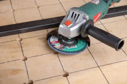 Круг Лепестковый Торцевой (КЛТ) HAMMER КЛТ 1 Ф115х22 Р40 213-001 купить в Губкинске