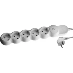 Удлинитель ЗУБР "МАСТЕР" электрический, ПВС сечение 1кв мм, выкл, заземл, защитная шторка, 5 гнезд, макс мощн 3500Вт, 3м 55059-3