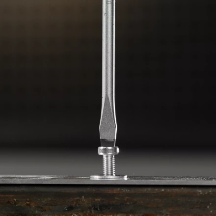 Отвертка, SL5x150 мм, S2, 3к рукоятка Denzel 121977 купить в Губкинске