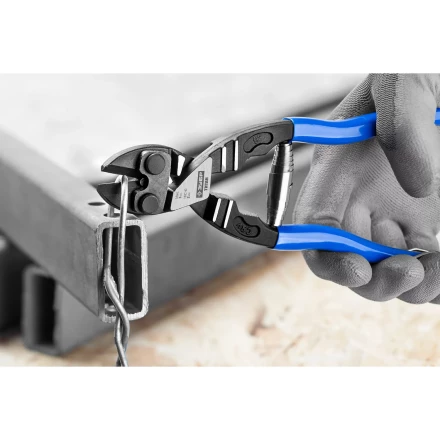 ЗУБР Эксперт 200 мм,Cr-V, компактный болторез (23312-20) купить в Губкинске