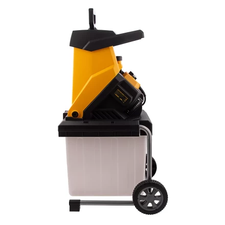 Измельчитель садовый электрический Denzel ECS-2700, 2700 Вт, 40 мм купить в Губкинске