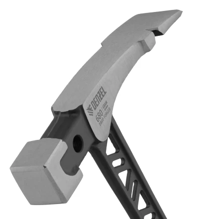 Молоток каменщика Denzel 10633, 680 г, цельнокованый, двухкомпонентная обрезиненная рукоятка купить в Губкинске