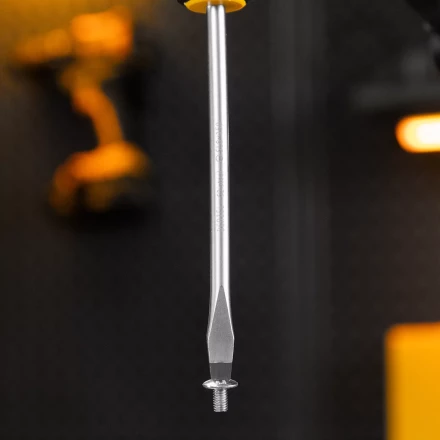 Отвертка Denzel, SL8x150 мм, S2, 3к рукоятка, 122007 купить в Губкинске